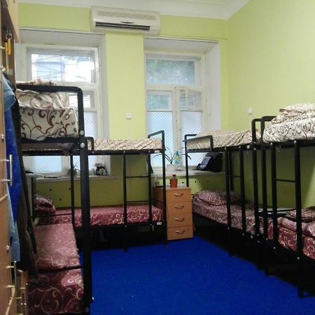 Future Hostel Kiev Bagian luar foto