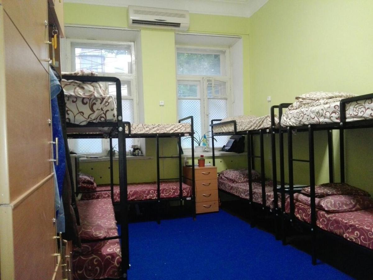 Future Hostel Kiev Bagian luar foto